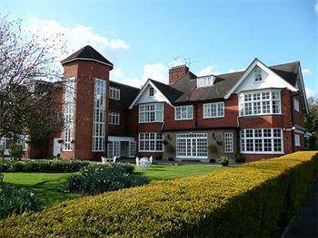 Grovefield House Hotel Slough Taplow Common Road