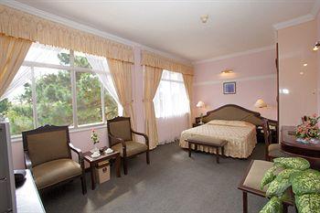 Golf 1 Hotel Da Lat 11 Dinh Tien Hoang Street