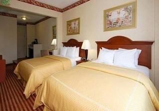 Comfort Suites Raleigh 1309 Corporation Pkwy.Hwy 64/264 East