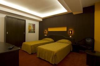 Hotel Razvan Calea Calarasilor 159