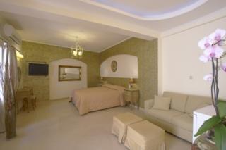 Casa Moazzo Suites And Apartments Rethymno 57 Tobazi Street Metropolitan Church Square