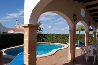 Hotel Villas Begonias Menorca Urbanizacion Cap D´artruix Cala N Bosch