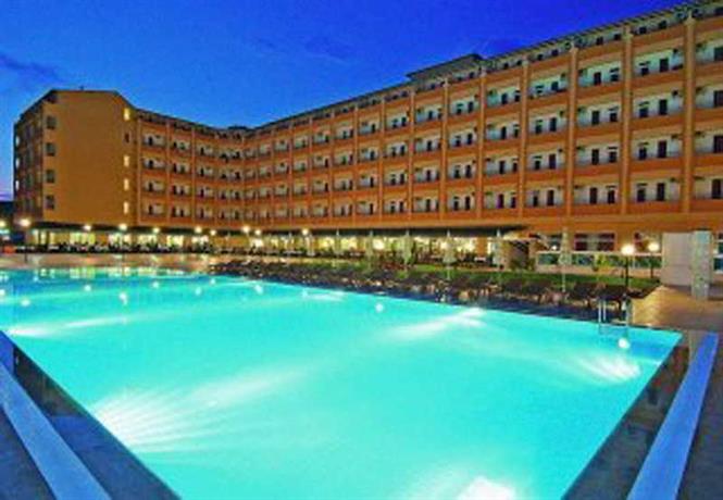 Eftalia Resort Alanya Telatiye Mevkii Konaklı