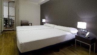 Mendebaldea Suites Pamplona Irunlarrea, 6