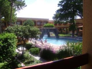 Hotel Cantesse San Miguel de Allende Carr. Celaya Km 2 Fracc. Villa De Los Frayles Km. 2