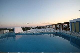 Sergis Hotel and Studios Naxos Saint George Beach