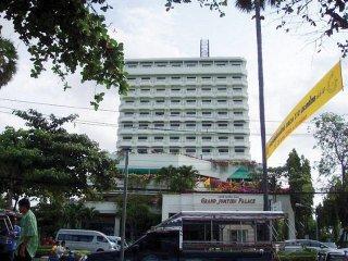 Grand Jomtien Palace Hotel Pattaya 356 Jomtien Beach Road