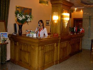 Grand Hotel Tirana Ismail Qemali 11