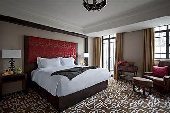 The Langham Yangtze Boutique Hotel Shanghai No 740 Hankou Road