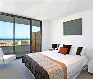 Lorne Chalet Short Stay Apartments 4 Smith Street