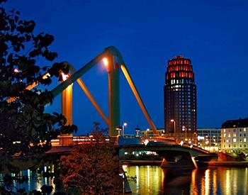 Lindner Hotel & Residence Main Plaza Frankfurt am Main Walther-von-Cronberg-Platz 1