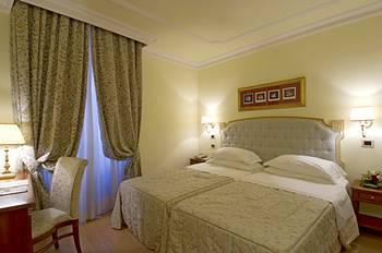 Homs Hotel Rome Via della Vite 71