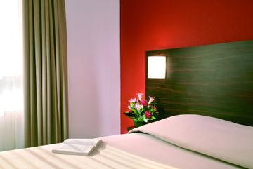 Park & Suites ApartHotel Elegance Geneve Gaillard 102 Rue De Geneve