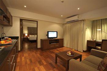 Ballys Studio Suites Sukhumvit Bangkok 172 Soi Sukhumvit 20 Sukhumvit Road Klong Toey