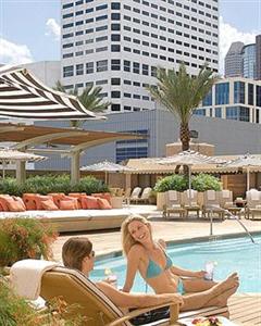 Four Seasons Hotel Houston 1300 Lamar Street