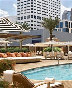 Four Seasons Hotel Houston 1300 Lamar Street