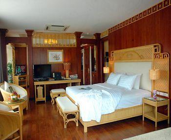 Huong Giang Hotel Resort & Spa Hue 51 Le Loi Street