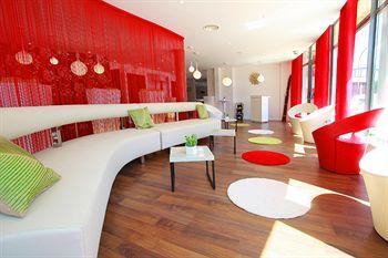 Hotel Kyriad Charleville-Mezieres Place Bozzi