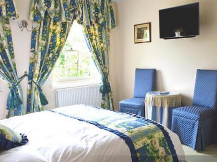 Rectory Farm Bed and Breakfast Cambridge Madingley Rd.