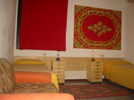 Youth Hostel Firenze 2000 V.le R.Sanzio 16