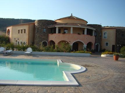 Maria Caderina Green Village Hotel Posada Localita Predarva