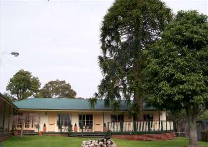 Snowy River Homestead Bed & Breakfast Newmerella 77 Grandview Road