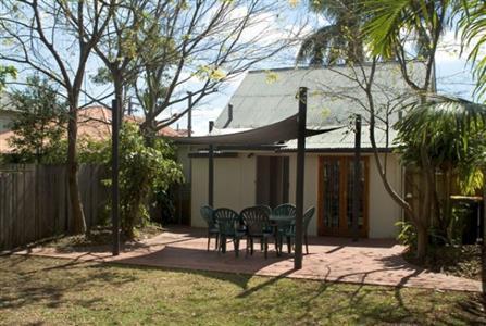 Homely Houses Cairns Street Brisbane 15 Cairns Street