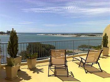 Sails Resort On Golden Beach Caloundra 3 Landsborough Parade