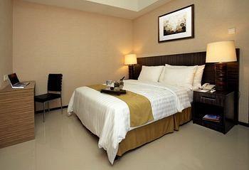 Aston Balikpapan Hotel and Residence Grand Sudirman Balikpapan, Jl. Jendral Sudirman No.7