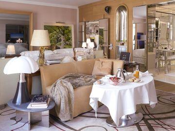 Royal Monceau Hotel Paris 37 Avenue Hoche