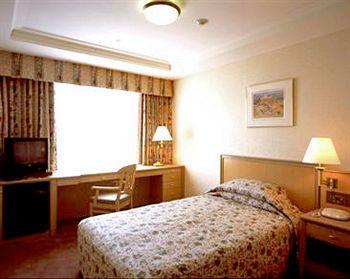 Keio Plaza Hotel Hachioji 14-1 Asahicho