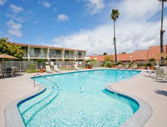Photo from hotel 'Travelodge Hotel Bay Monterey'