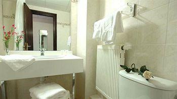 Hotel Las Donnas Saint-Etienne-de-Tinee Rue Marie Madeleine