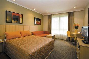 Travelodge Macquarie North Ryde Hotel Sydney 81 Talavera Road North Ryde