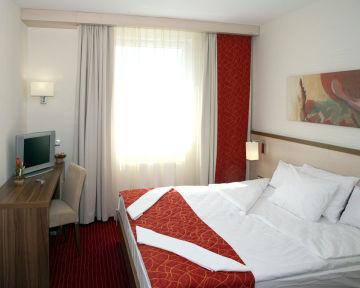 Famulus Hotel Gyor Budai Street 4-6