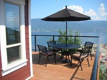 La Casa Lakeside Cottage Resort Kelowna 6808 Westside Road