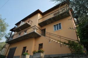Residence Villa Olivo Brenzone Via Madonna Dell'Aiuto 8