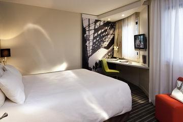 Hotel Mercure Paris Gare De Lyon 2 Place Louis Armand