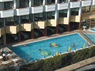 Palm Hotel Kusadasi Ataturk Bulvari - Riza Sarac cad. No 1