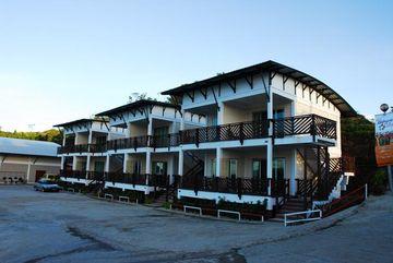Celyn Resort Kinabalu Ranau Kampung Samuruh, Jalan Samuruh Kinoundusan,Kundasang
