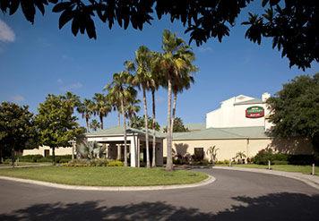 Fairfield Inn & Suites Orlando at Seaworld 10815 International Drive