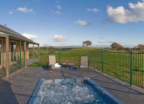 Hut on the Hill Bed & Breakfast Bendigo 720 Dairy Flat Road, Heathcote