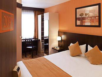 Mercure Luxembourg Centre Hotel 30 rue Joseph Junck