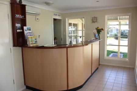 Country Roads Motor Inn Gayndah 56 Capper Street