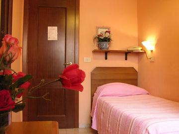 Hotel Domus Mea Rome Via Calatafimi 31