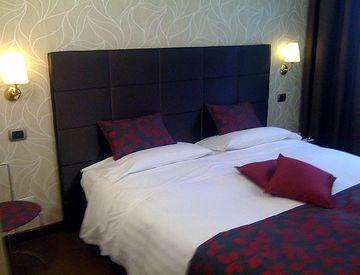 Best Western Hotel Re Enzo Bologna Via Santa Croce 26