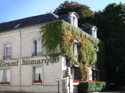 Hotel Grand Monarque Azay-le-Rideau 3, place de la République