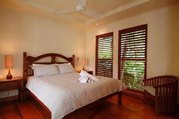 Monsoon Villa B Port Douglas 11 Murphy Street