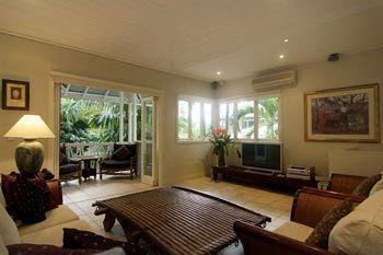 Latitude 16 Villa 8 Apartments Port Douglas 21 Davidson Street