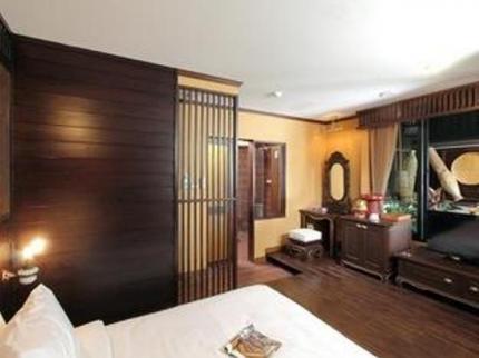 9w Boutique Studio Hotel Chiang Mai 150 Charoen Prathet Road, Chang Klan